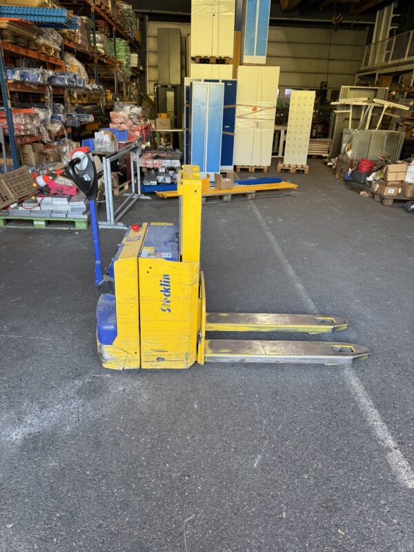 Used Stocklin electric pallet truck – Lift height up to 150 cm - Image 4