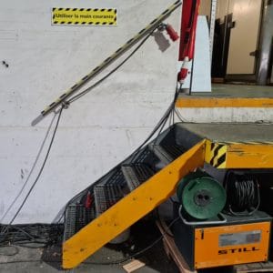 Treppe, Handlauf, Industrietreppe, Gitterrost, Stahl