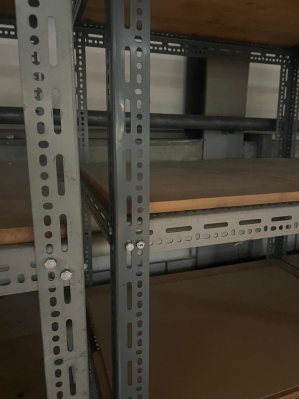 Lot C, medium-heavy, wooden tablar - second-hand - Image 2