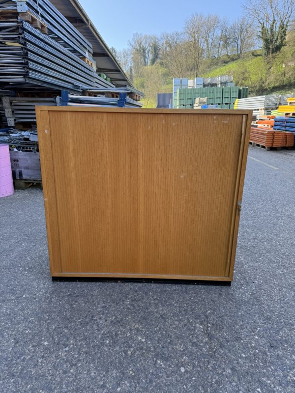 Curtain cabinet with tablars - second hand - Image 4