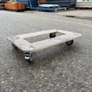 Chariot-à-roulettes-en-bois-sans-caisse-occasion1