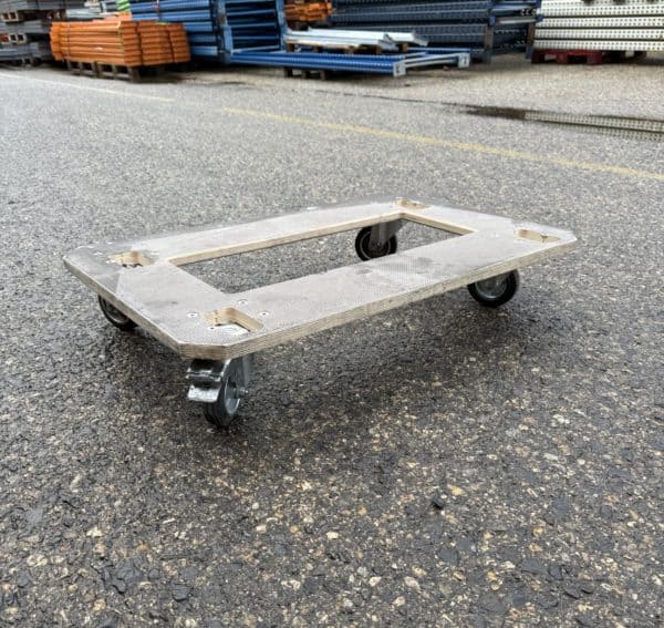 Wooden trolley on wheels, open bottom - Second-hand