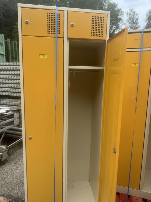 Casier vestiaire Jaune / Blanc 2 portes - occasion – Image 6