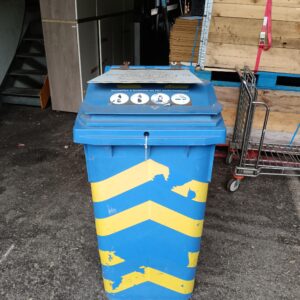 Waste bin