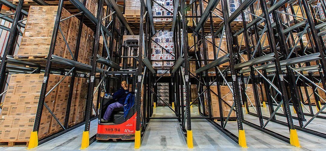 Rayonnage à accumulation