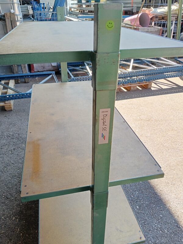 Chariot à roulettes métal vert et plateaux bois – 127 x 60 x 138,5 cm – Image 4