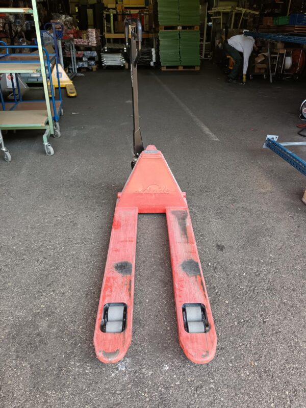 Transpalette manuel Linde rouge 2500 kg – Occasion – Image 3
