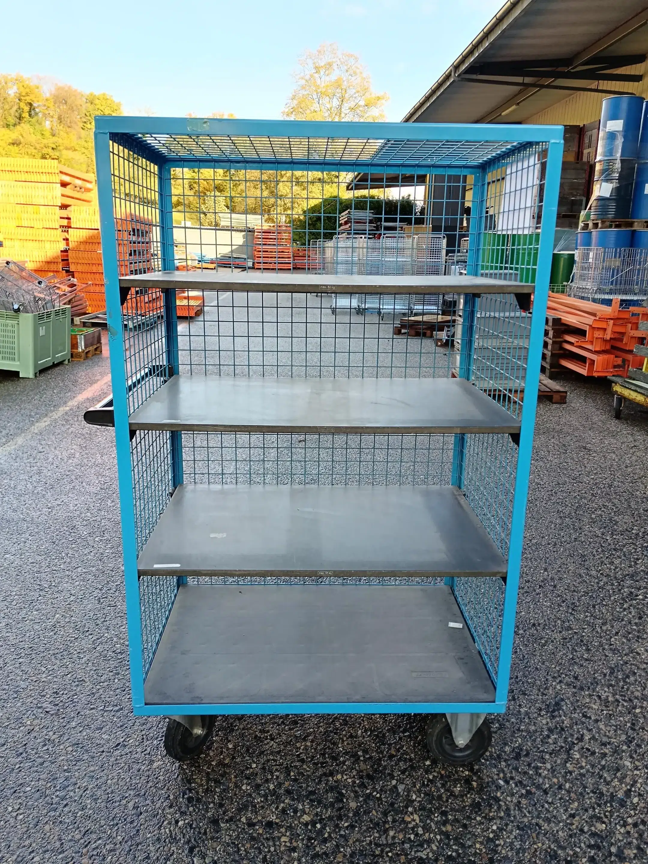 Chariot bleu à plateaux réglables – métallique et bois – Occasion