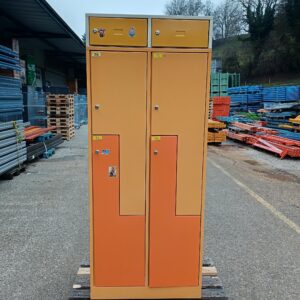 Casier vestiaire orange et jaune 4 portes