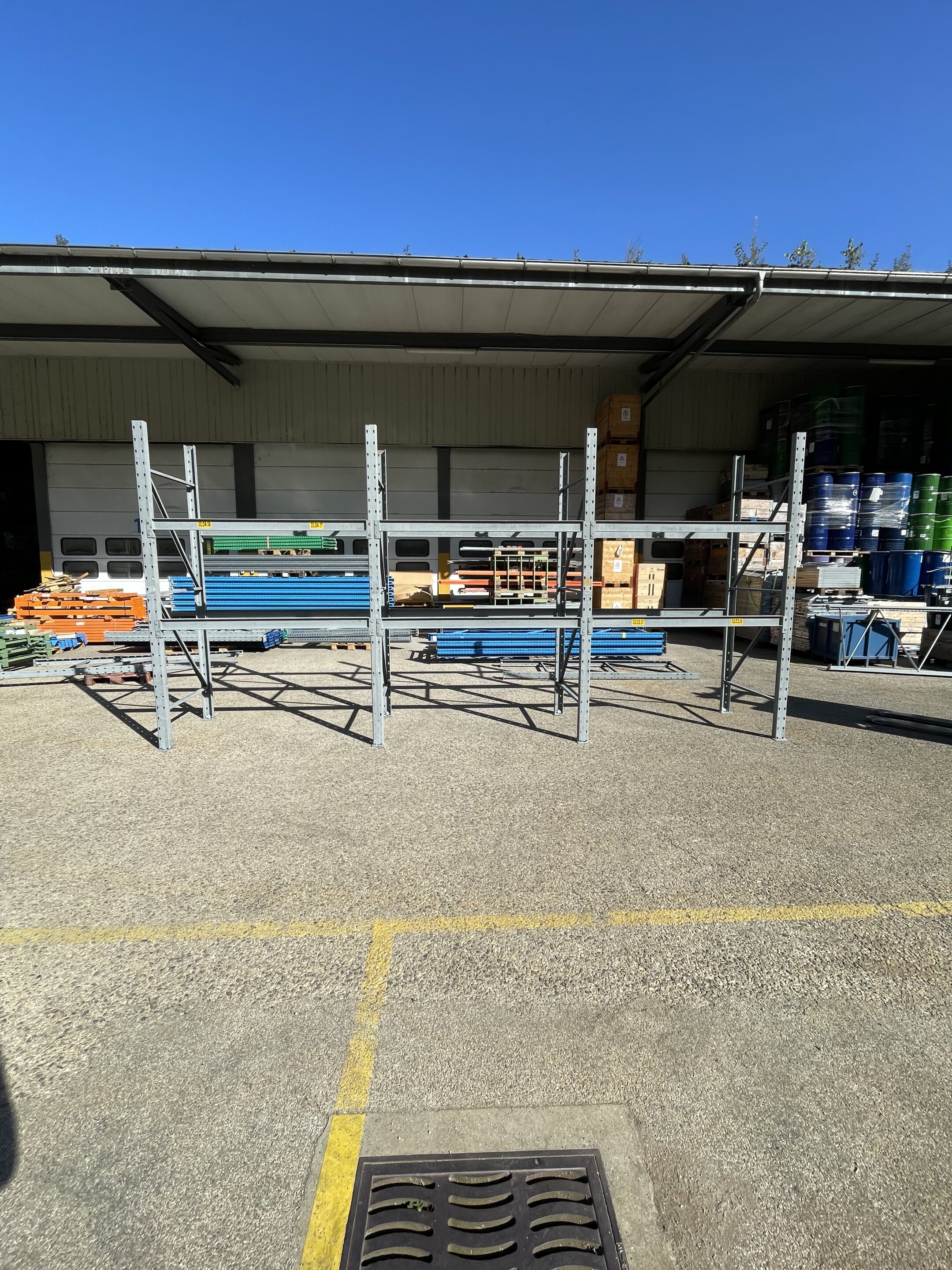 Lot 6 rack Ubertus