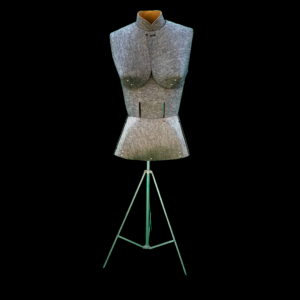 Büste Frau Schneiderin