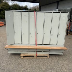 Cloakroom locker