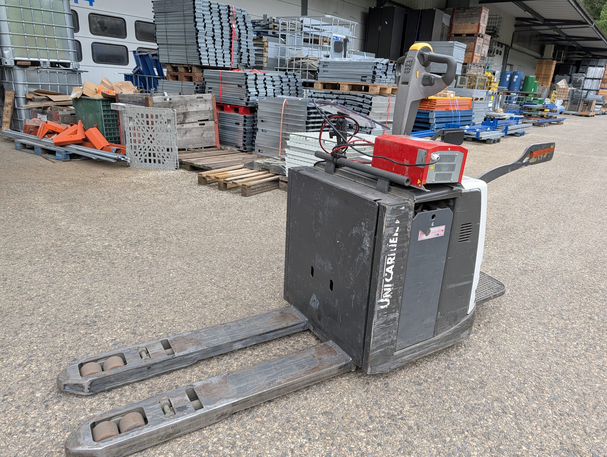 Transpalette électrique UniCarriers PMR200P – 2 000 kg – Occasion – Image 15