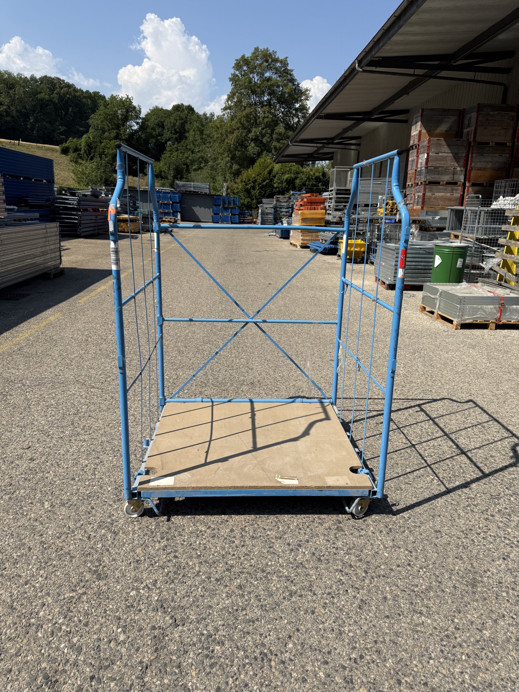 Corlette de stockage, chariot, avec base plateau bois rabattable – 130 x 115 x 181 cm - occasion