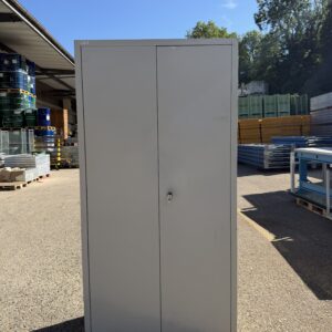 2-door metal cupboard – Second-hand