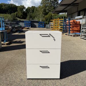 Metal filing cabinet with 3 drawers for hanging files – Second-hand
