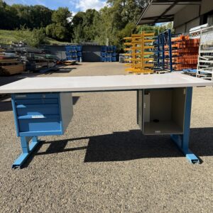 Adjustable workbench / work table with drawers – Second-hand