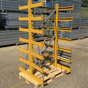 Cantilever jaune